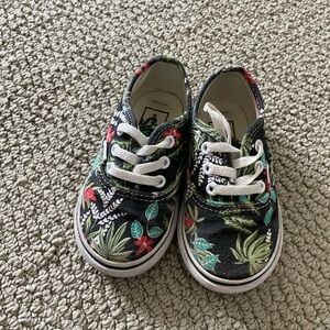Kids Floral Canvas Shoes